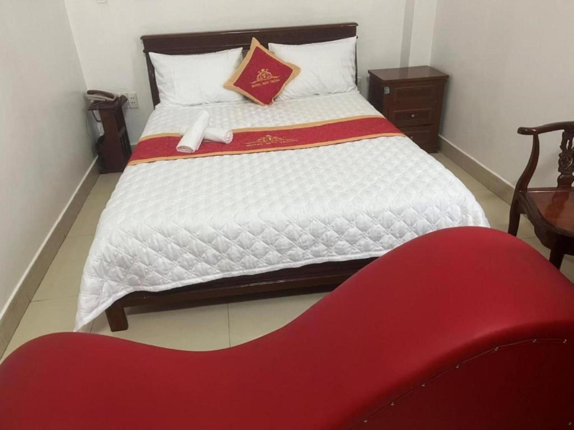 Trang Hotel